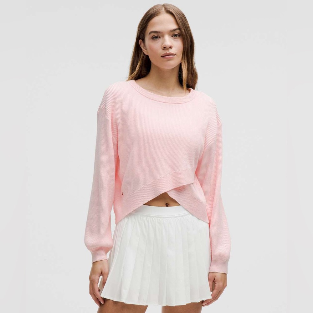 Lululemon Reversible Crossover Sweater
Strawberry Milkshake Size XS